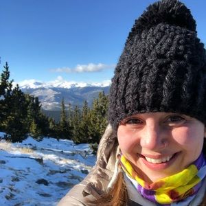 Meet your Posher, Kaitlin